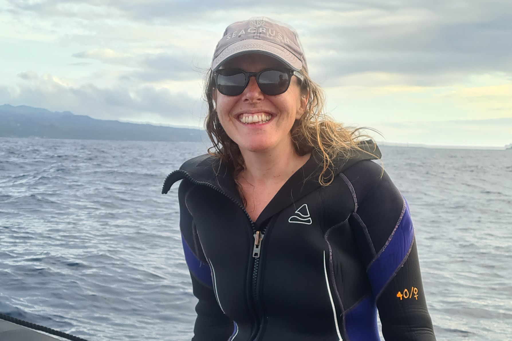 personne sur un bateau aux açores