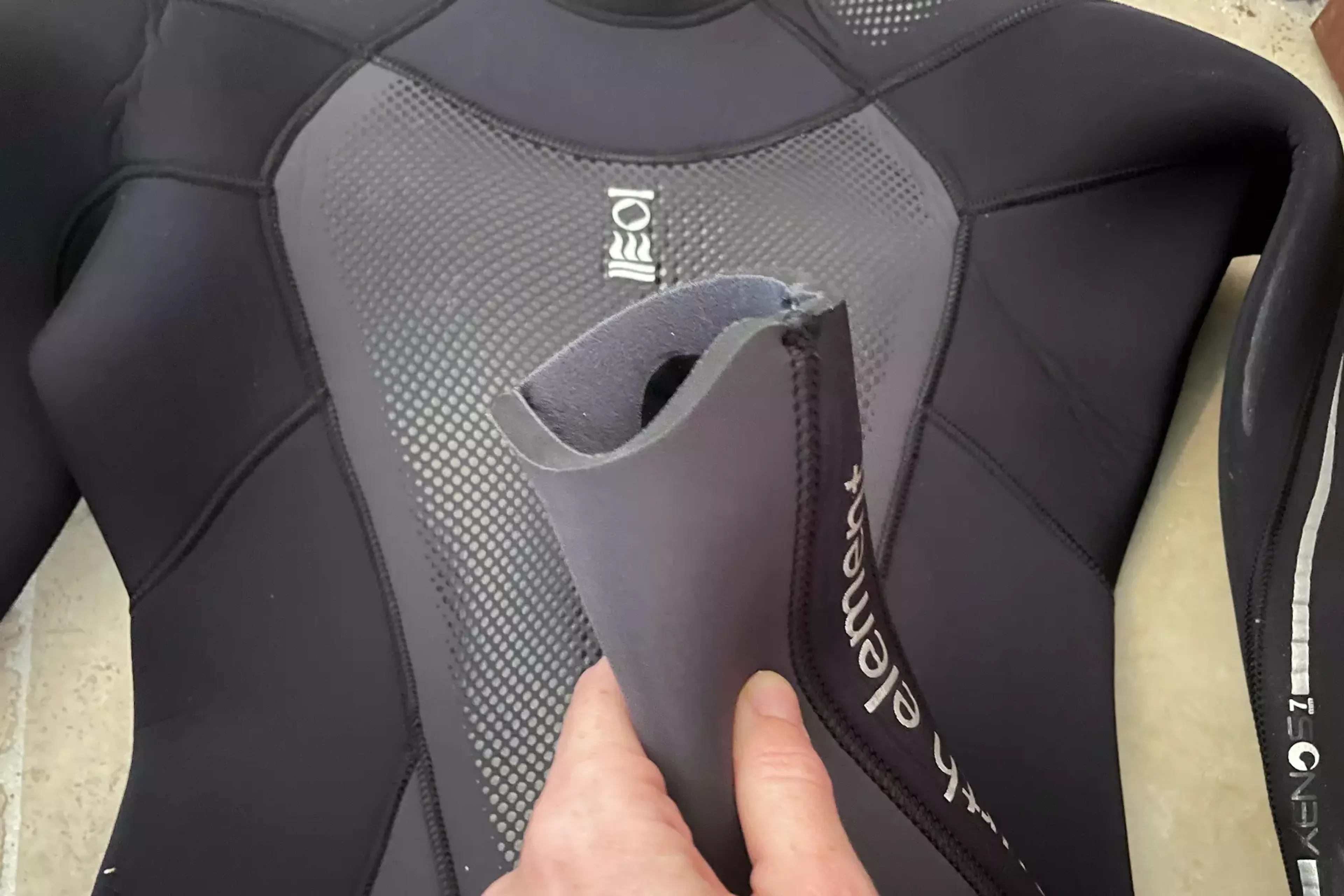 Is the Fourth Element Xenos Wetsuit Perfect for Liveaboard Diving
