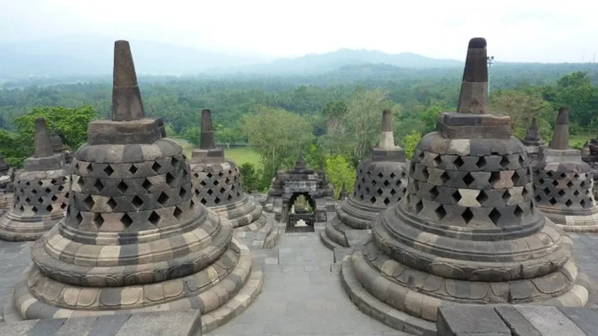 java borobudur temple