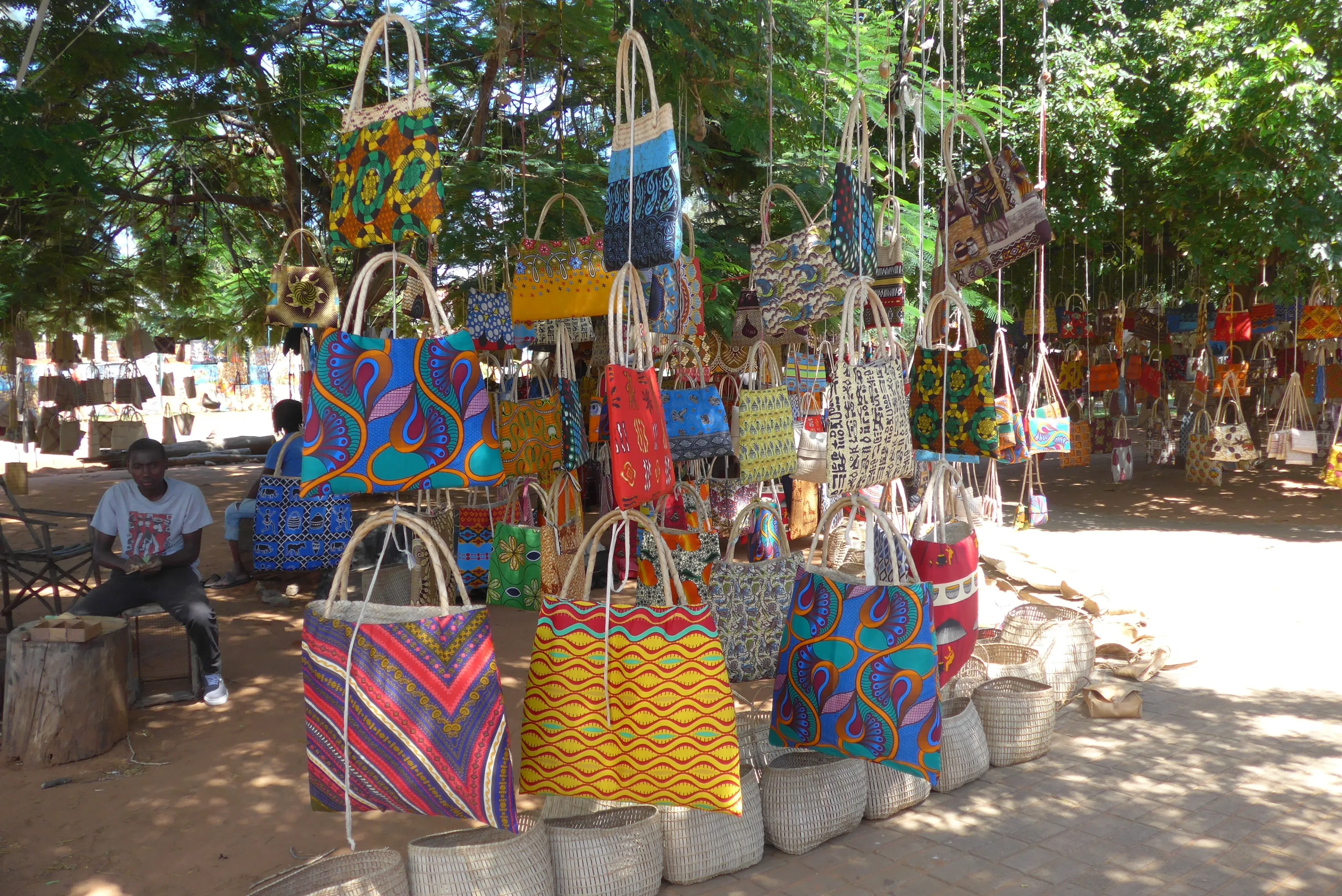 marché d'artisanat à maputo au mozambique