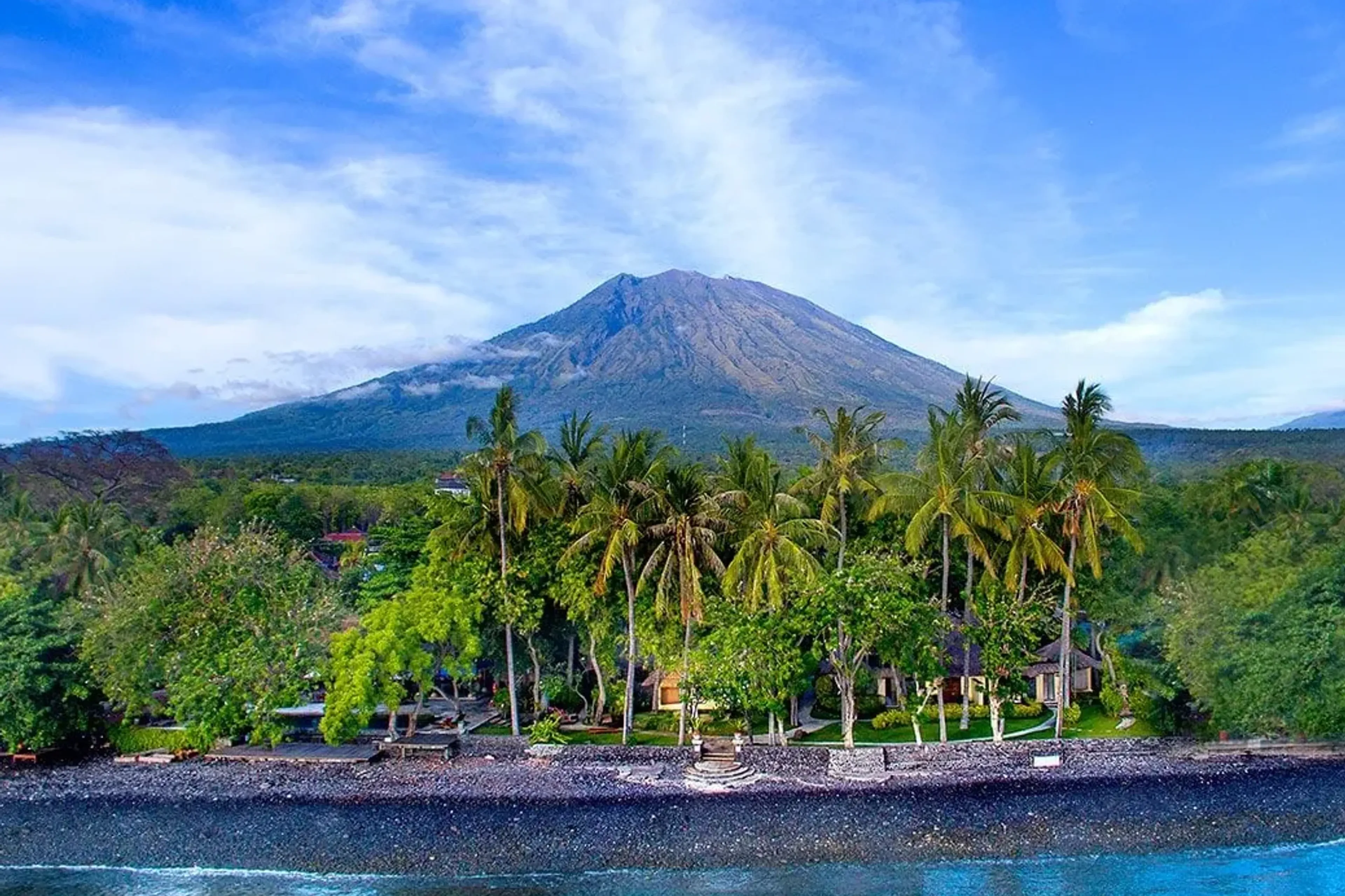 Dive on Bali’s Best Sites in This 9-Night Trip!